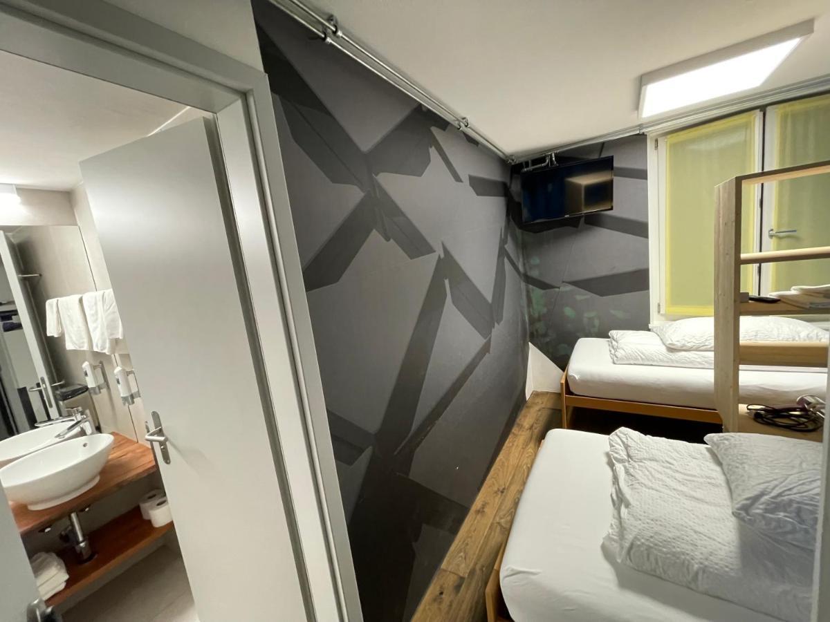 Hotel16 By Messe & Stadion Suisse In Minuten & Late Check-In Schupfen Exterior photo